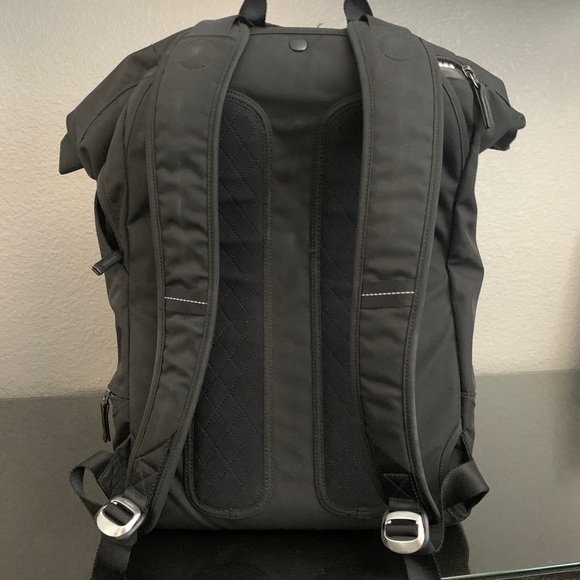 Lululemon Urbanathlon Backpack 
